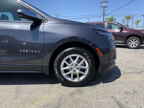 Used 2022 Chevrolet Equinox LS w/ LPO, Chrome Package FWD image 27