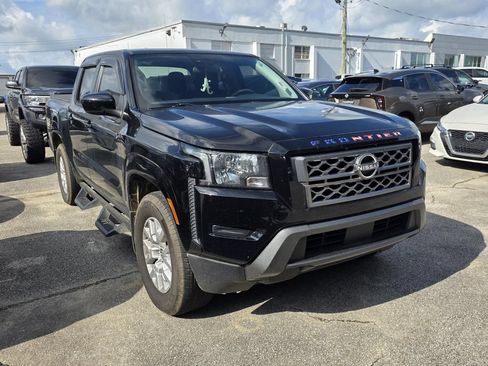 Used 2022 Nissan Frontier SV RWD image 1