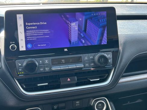 Used 2024 Toyota Grand Highlander Platinum image 22