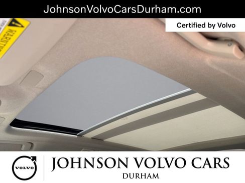 Used 2023 Volvo XC40 B5 Plus w/ Protection Package Premier AWD/4WD image 17