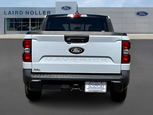 New 2026 Ford Maverick Lariat w/ Black Appearance Package AWD/4WD image 4