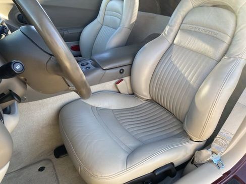 Used 2003 Chevrolet Corvette Base w/ Preferred Equipment Group image 15