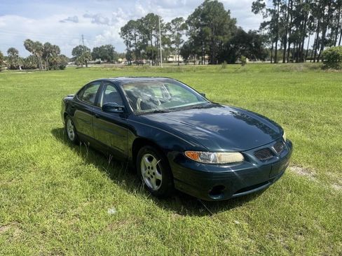 Used 1997 Pontiac Grand Prix GT w/ Opt Pkg FWD image 2