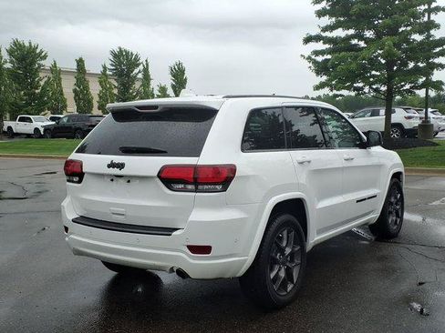 Certified 2021 Jeep Grand Cherokee Limited w/ Quick Order Package 28K 80th RWD image 4