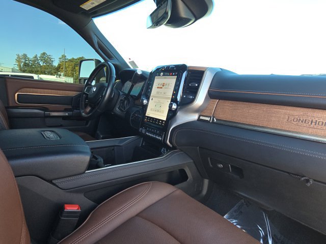 Used 2023 RAM 3500 Limited AWD/4WD image 29