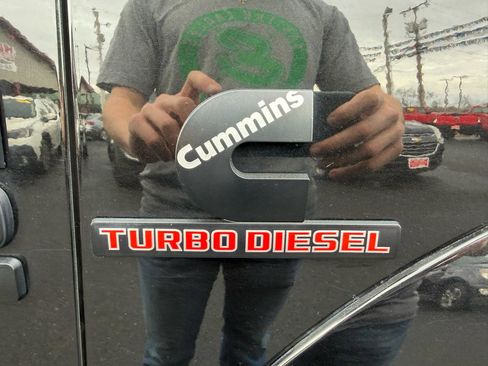 Used 2017 RAM 3500 Laramie w/ Sport Appearance Group image 21