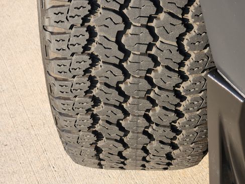 Certified 2022 Land Rover Defender 110 SE AWD/4WD image 12