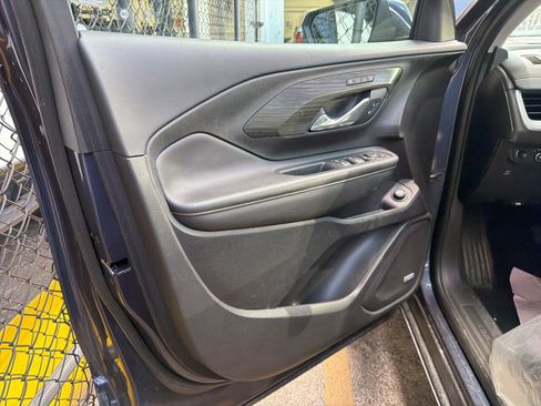 Used 2019 GMC Terrain SLT w/ Preferred Package AWD/4WD image 38