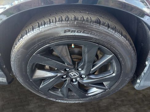 Used 2021 Honda HR-V Sport image 36