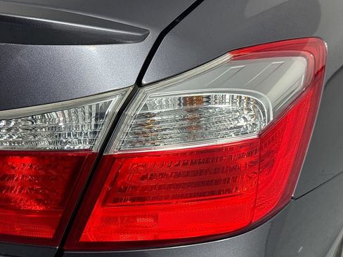 Used 2015 Honda Accord Sport image 29