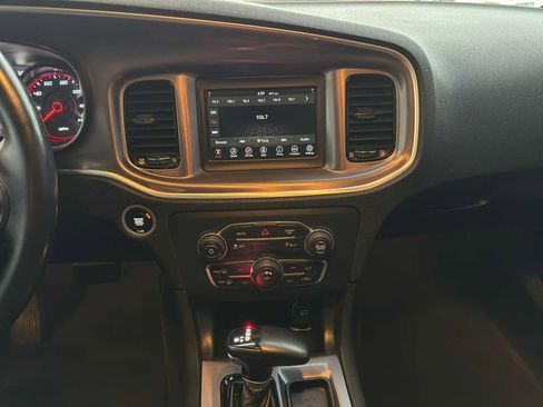 Used 2021 Dodge Charger SXT w/ Blacktop Package image 19