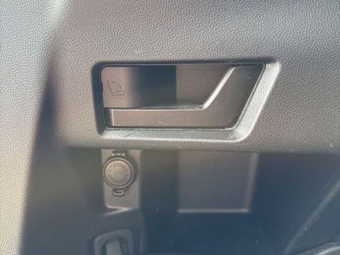 Used 2018 Subaru Outback 2.5i Limited image 14