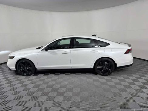 Used 2024 Honda Accord Sport image 7