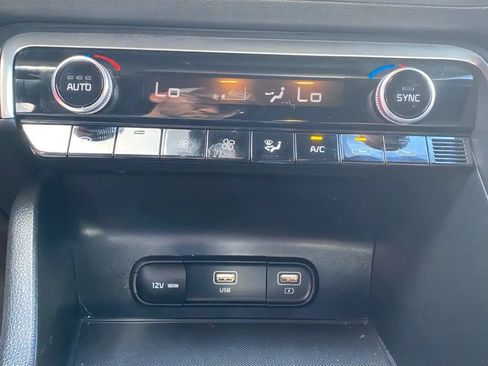 Used 2022 Kia K5 GT-Line AWD/4WD image 23
