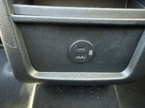Used 2021 Ford Edge SEL w/ Cargo Accessory Package AWD/4WD image 15