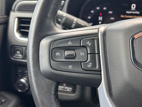 Used 2022 GMC Yukon XL SLT w/ SLT Premium Package image 25