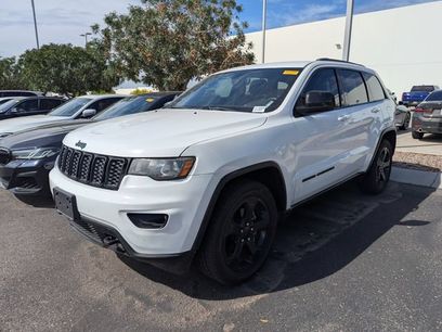 Used 2019 Jeep Grand Cherokee Laredo