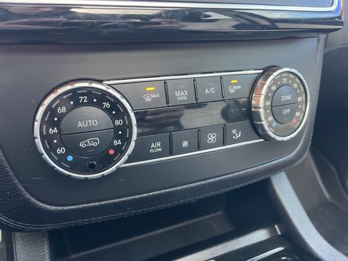 Used 2018 Mercedes-Benz GLE 43 AMG 4MATIC image 39