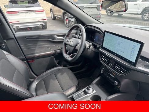 Used 2025 Ford Escape ST-Line Select w/ Tech Pack #1 AWD/4WD image 9
