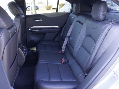 Used 2025 Cadillac XT4 Premium Luxury image 28