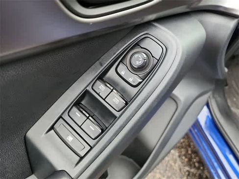 Used 2025 Subaru Impreza 2.0i Sport image 15