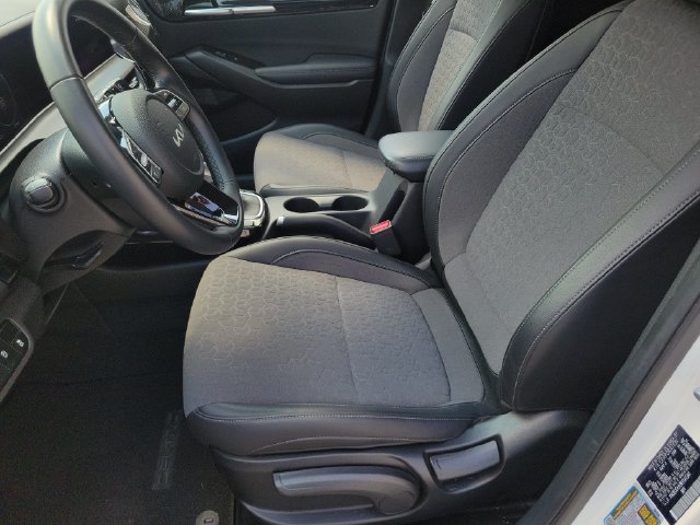 Used 2024 Kia Seltos S AWD/4WD image 16