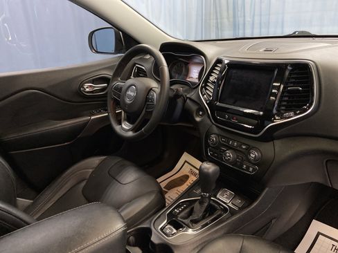 Certified 2019 Jeep Cherokee Limited image 47