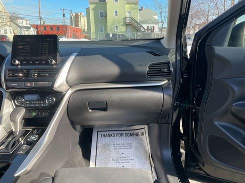 Used 2023 Mitsubishi Eclipse Cross SE image 28