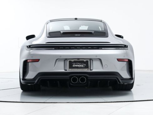 Used 2026 Porsche 911 GT3 RWD image 4