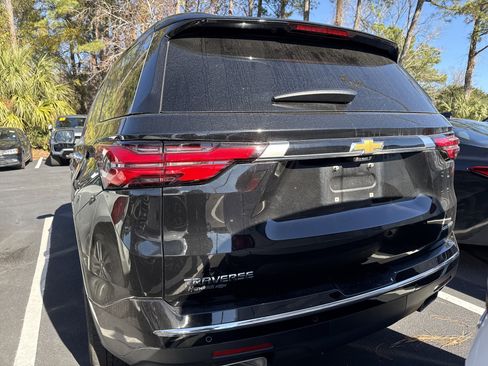 Certified 2023 Chevrolet Traverse Premier image 8