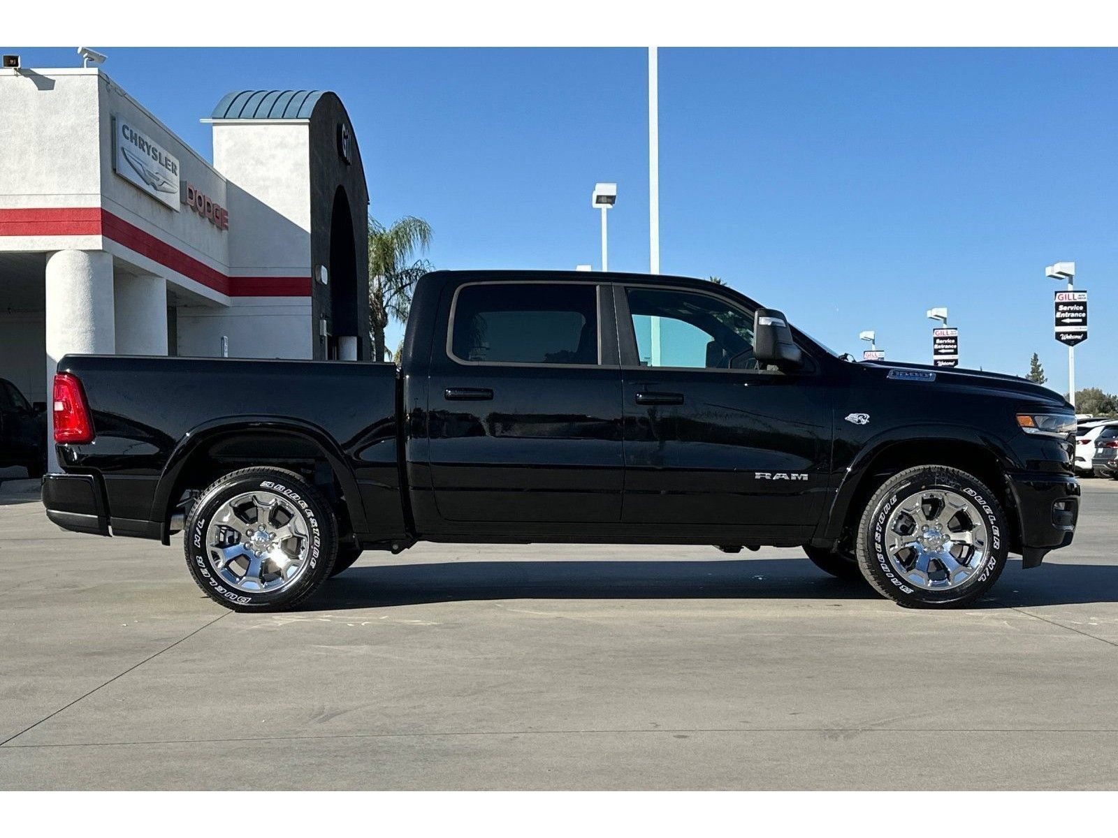 New 2026 RAM 1500 Big Horn AWD/4WD image 9