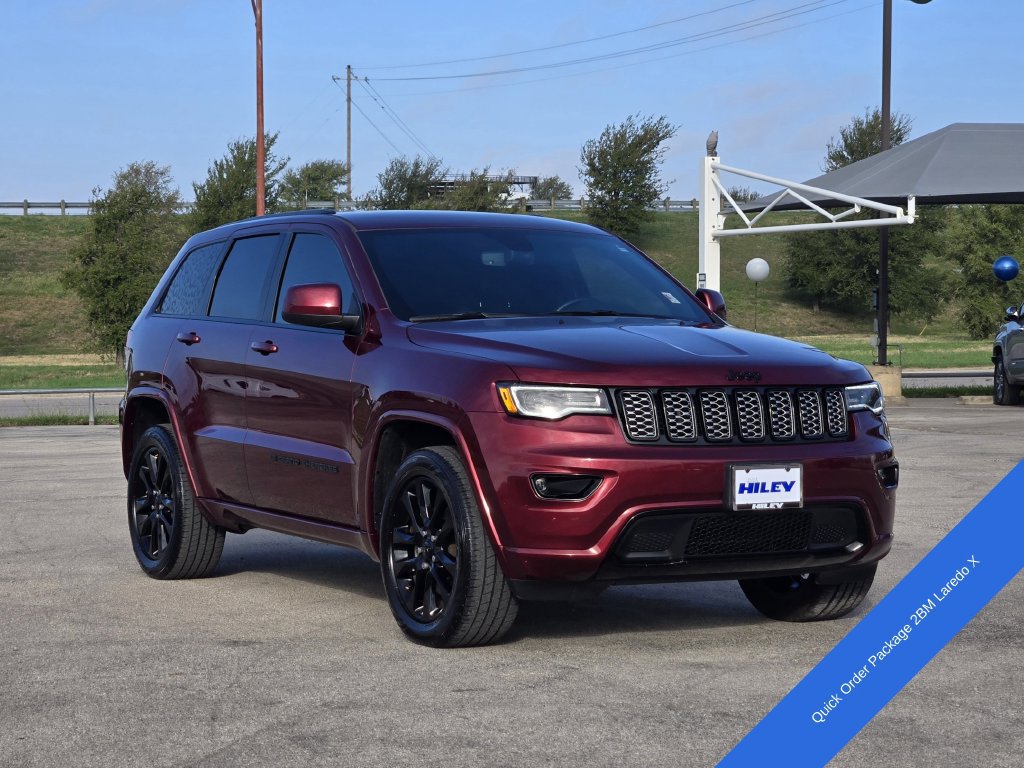 Used 2022 Jeep Grand Cherokee Laredo X RWD image 3