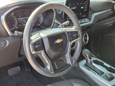 Used 2023 Chevrolet Blazer LT FWD image 18