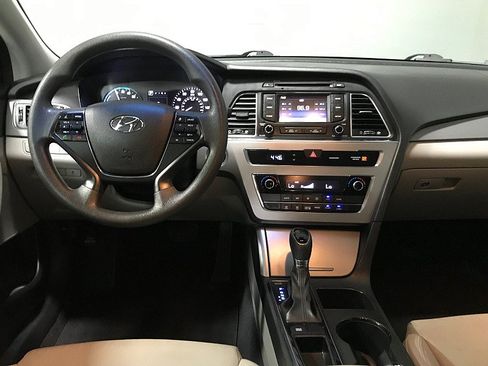 Used 2016 Hyundai Sonata SE FWD image 21