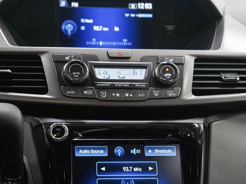 Used 2016 Honda Odyssey EX-L image 20