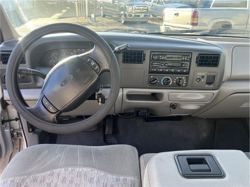Used 2000 Ford F250 2WD SuperCab Super Duty image 17