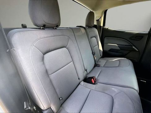Used 2022 Chevrolet Colorado W/T w/ Custom Special Edition AWD/4WD image 23