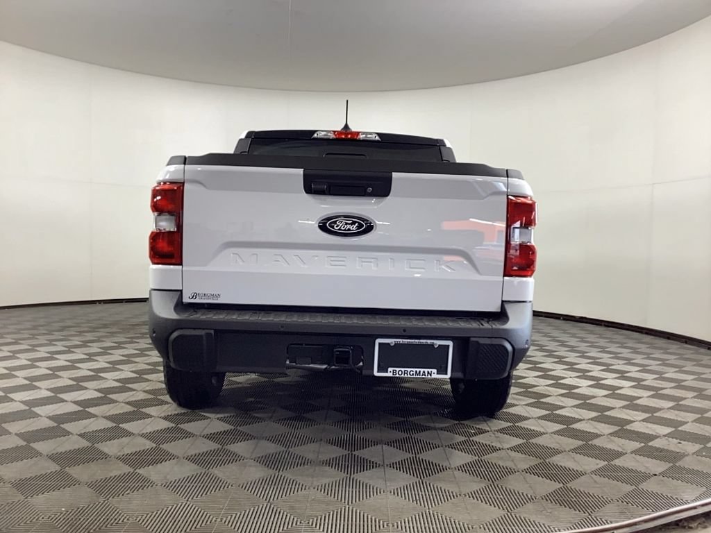 Used 2025 Ford Maverick Lariat w/ Black Appearance Package AWD/4WD image 3