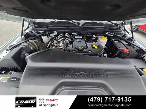 Used 2025 RAM 2500 Big Horn AWD/4WD image 32