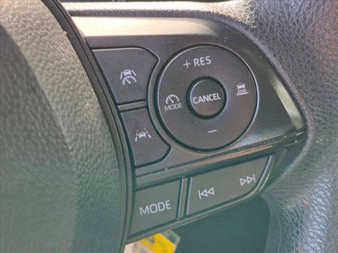 Used 2024 Toyota Corolla LE FWD image 15