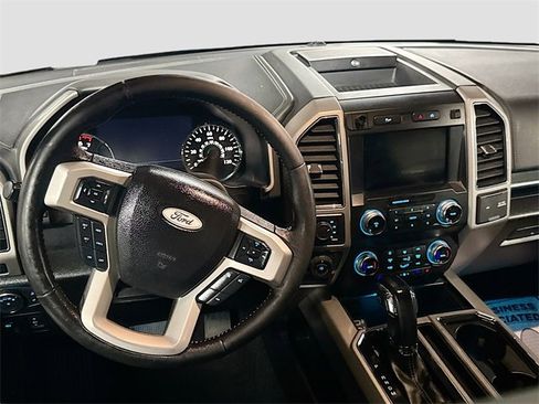 Used 2019 Ford F150 Lariat w/ Equipment Group 502A Luxury image 18