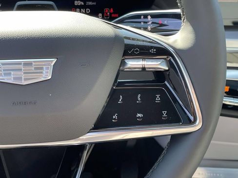 New 2026 Cadillac Lyriq Sport AWD/4WD image 24