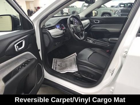 Used 2022 Jeep Compass Latitude w/ Convenience Group AWD/4WD image 11