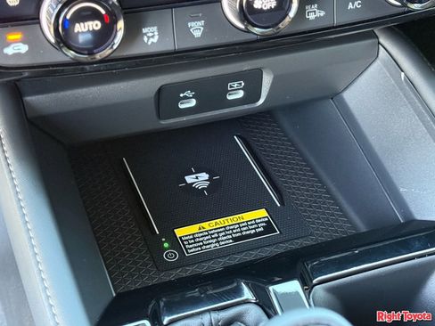 Used 2025 Honda Accord Touring image 25