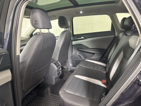 Used 2024 Volkswagen Taos SEL image 12