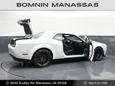 Used 2022 Dodge Challenger R/T Scat Pack RWD image 41