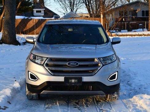 Used 2018 Ford Edge SEL w/ Equipment Group 201A image 2