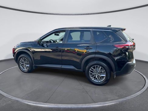 Used 2022 Nissan Rogue S AWD/4WD image 3