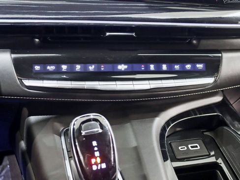 Used 2024 Cadillac Escalade V AWD/4WD image 30