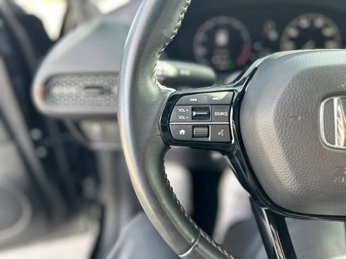 Used 2025 Honda HR-V Sport image 17
